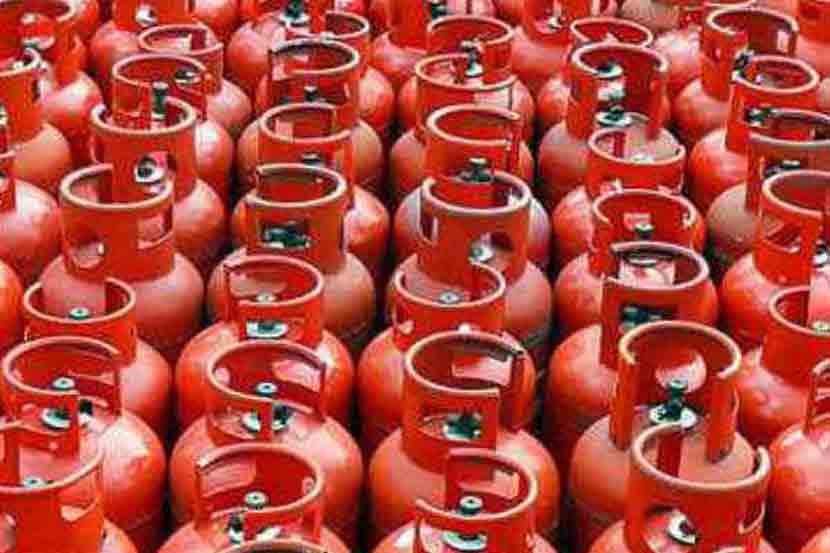 http://www.vsnews.co.in/upload/2017-11-02/539363248gas-cylinder.jpg