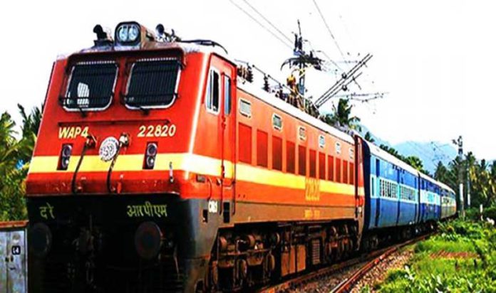 http://www.vsnews.co.in/upload/2017-11-07/1103926062indian-railway66666-696x412.jpg