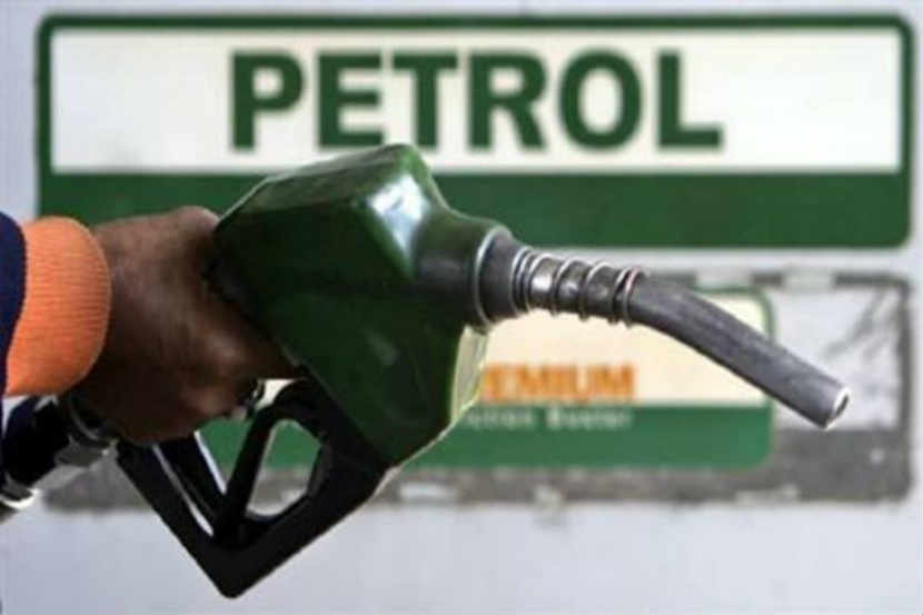 http://www.vsnews.co.in/upload/2018-08-30/752936613petrol-6.jpg